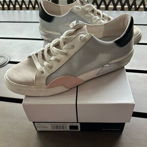 Dolce Vita Zina Sneakers, Silver Multi, Women’s size 10